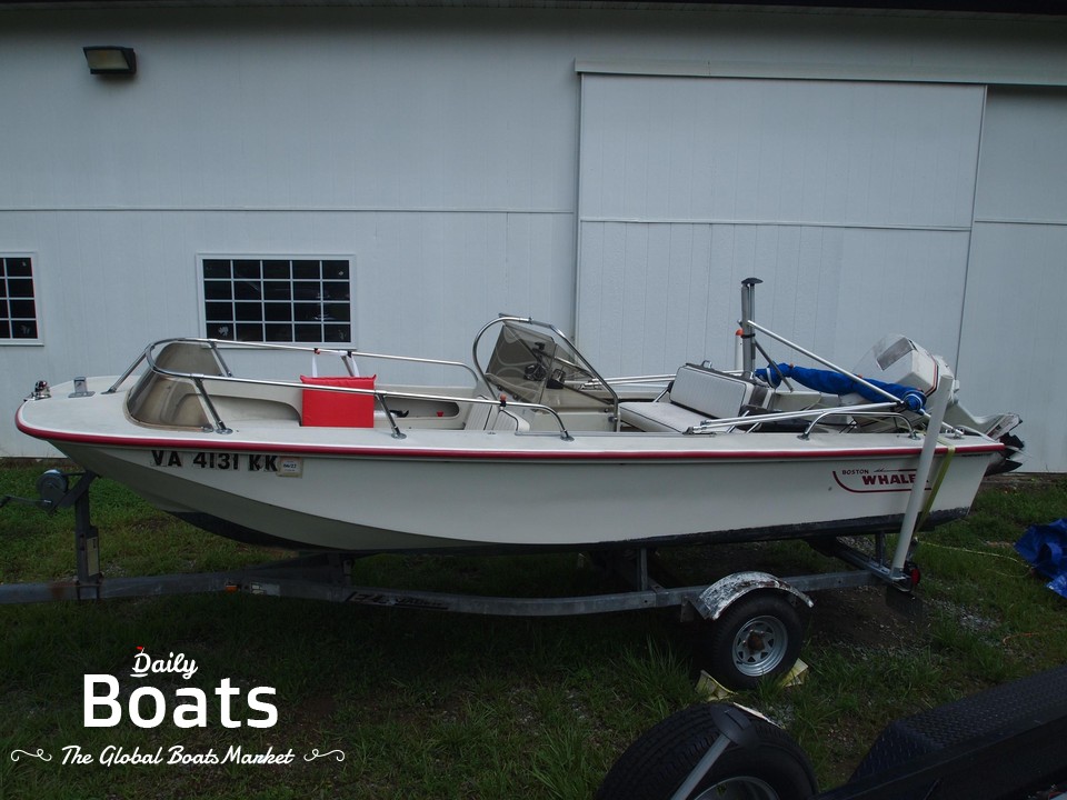 1982 Boston Whaler 17 Newport for sale. View price, photos and Buy 1982