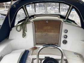 1986 Pearson 303