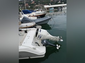 2008 Robalo 245