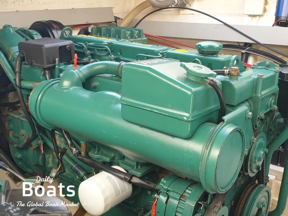 1989 Benetti Offshore 37 for sale. View price, photos and Buy 1989 ...