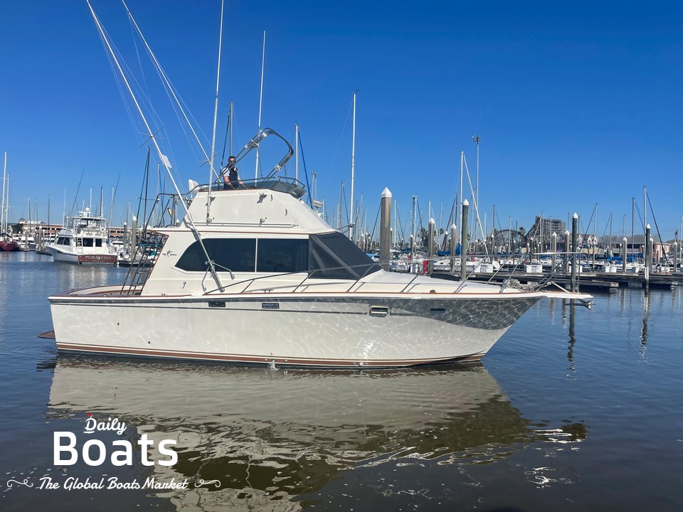 1983 Egg Harbor 33 Convertable for sale. View price, photos and Buy