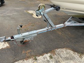 1999 Rinker 182