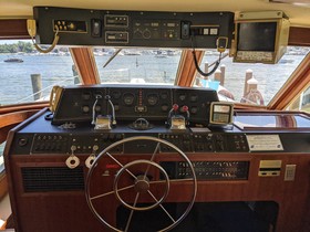1984 Uniflite 460 Motor Yacht