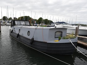 Colecraft Widebeam Barge