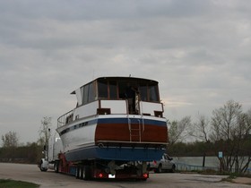 1969 Chris-Craft 57 Constellation