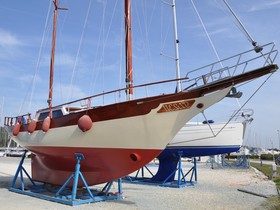 Sailboat William Garden Ketch 39