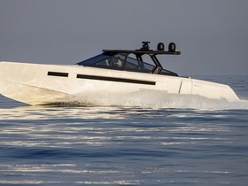 2019 Evo Yachts R6 for sale