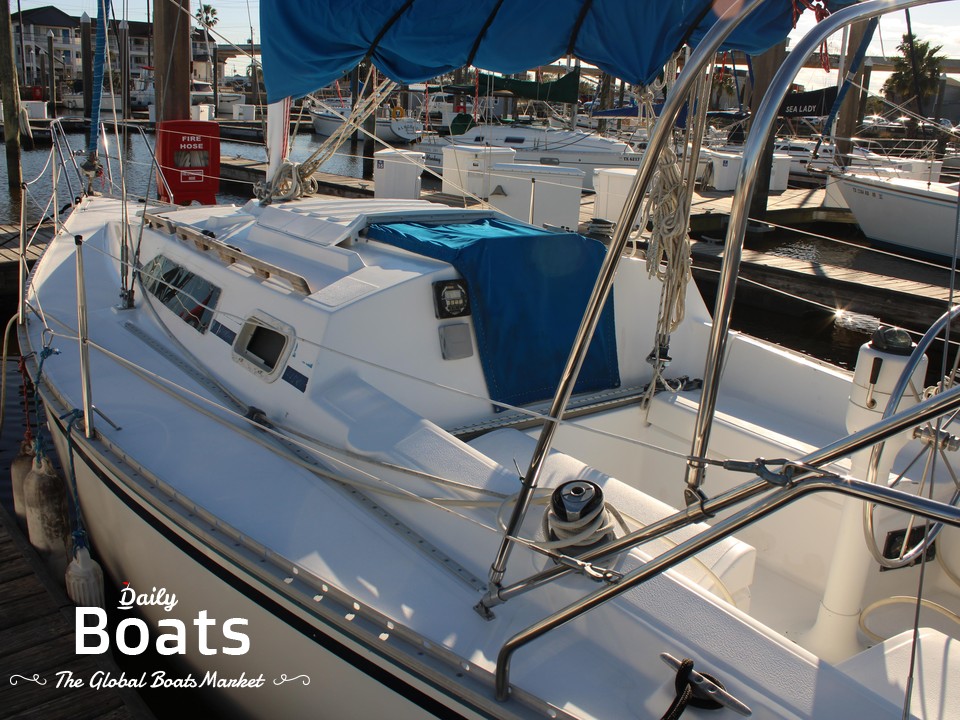 1986 Hunter 28.5 for sale. View price, photos and Buy 1986 Hunter 28.5