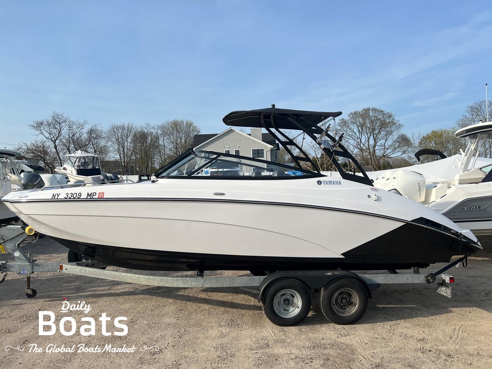2019 Yamaha Boats Ar240 for sale. View price, photos and Buy 2019