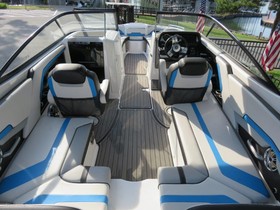 2017 Yamaha Boats 242 X