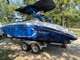 2019 Yamaha Boats 242 X E-Series