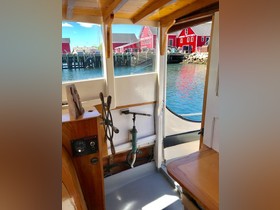 2012 Custom Trawler на продаж