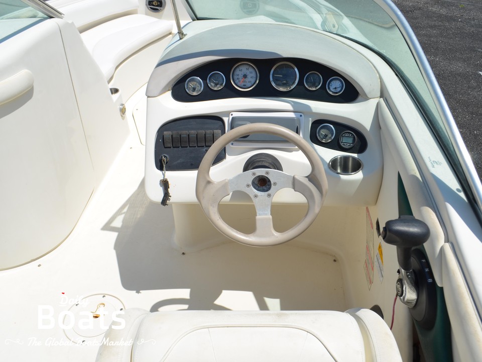 1999 Sea Ray 210 Sundeck for sale. View price, photos and Buy 1999 Sea