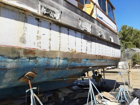 1957 Trumpy Houseboat