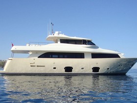 Ferretti Yachts Custom Line Navetta