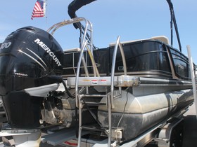 2017 Highwater Marine San Pan 2500