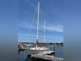 Buy 1985 Dickerson Cruiser