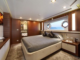2011 Ferretti Yachts Custom Line 124