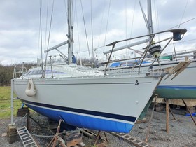 Beneteau 305 Lift Keel