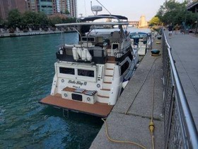 1991 Cruisers Yachts 3850 Aft Cabin