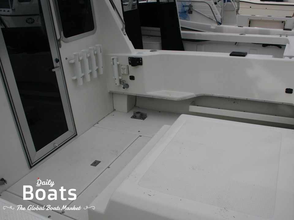 1997 Sea Sport Explorer 2400 for sale. View price, photos and Buy 1997