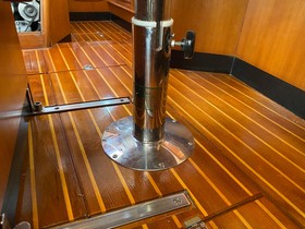 2001 Hylas 46