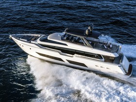2022 Ferretti Yachts 850