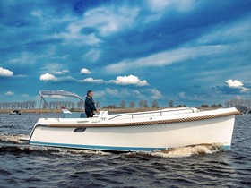 Acquistare 2023 Interboat Intender 950 Cabrio