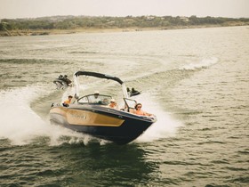 2022 Mastercraft Xt23