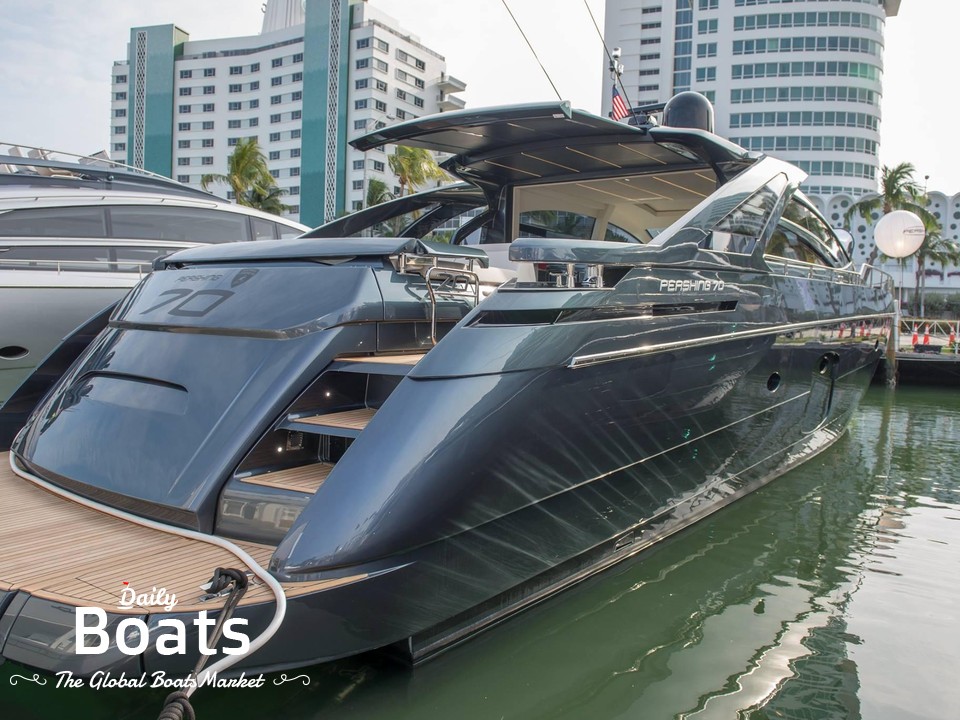 2017 Pershing 70