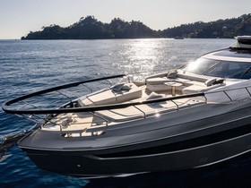 Koupit 2022 Azimut S8