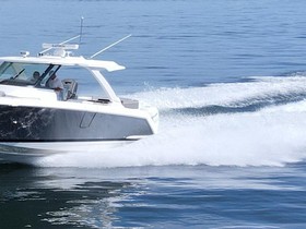 Купить 2022 Tiara Yachts 38 Ls