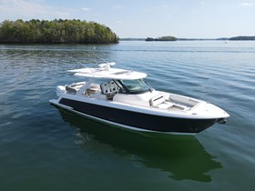 2022 Tiara Yachts 38 Ls