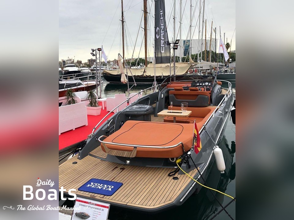 2021 Cranchi Endurance 30