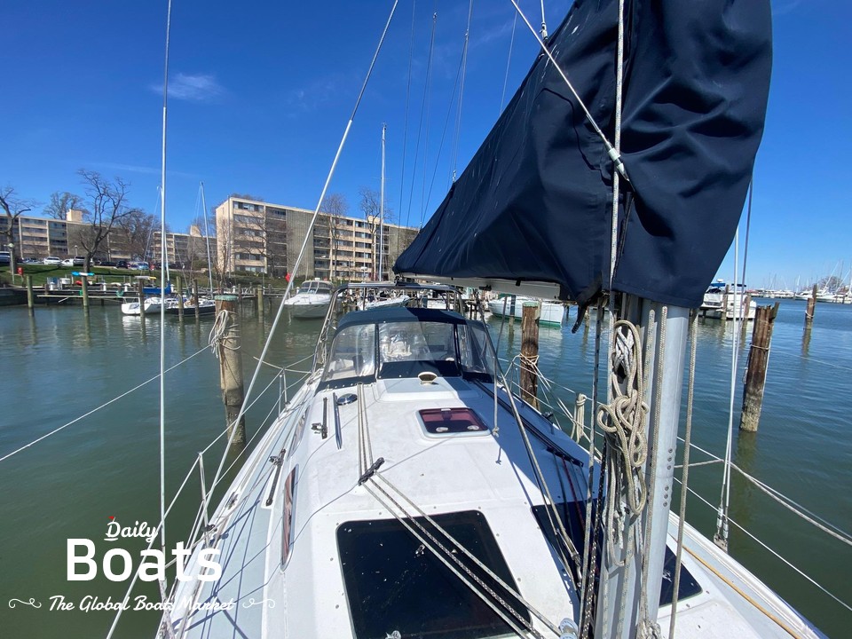 2004 Hunter 33 for sale. View price, photos and Buy 2004 Hunter 33 324144