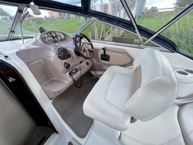 2004 Regal 2465 Commodore
