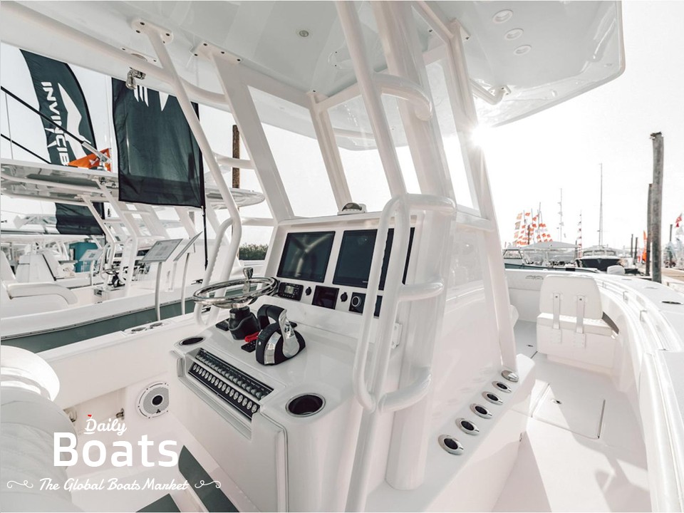 2022 Invincible 33 Open Fisherman for sale. View price, photos and Buy