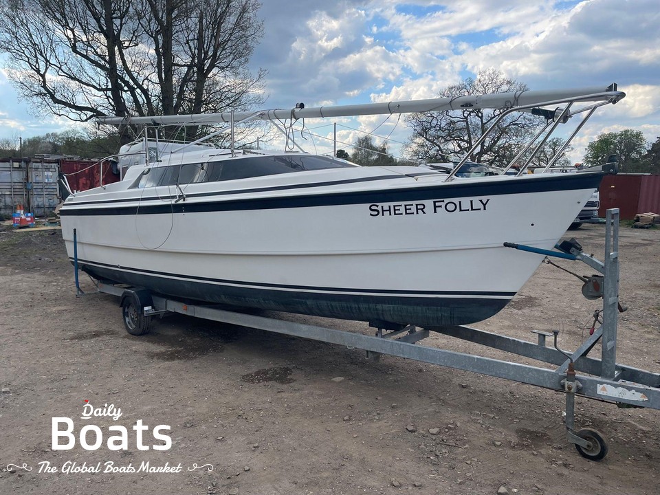 2000 MacGregor 26X Powersailer for sale. View price, photos and Buy