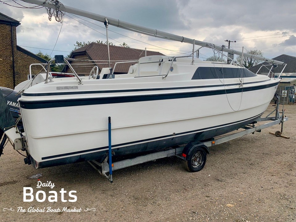 2000 MacGregor 26X Powersailer for sale. View price, photos and Buy