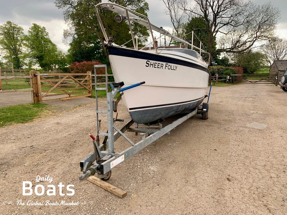 2000 MacGregor 26X Powersailer for sale. View price, photos and Buy