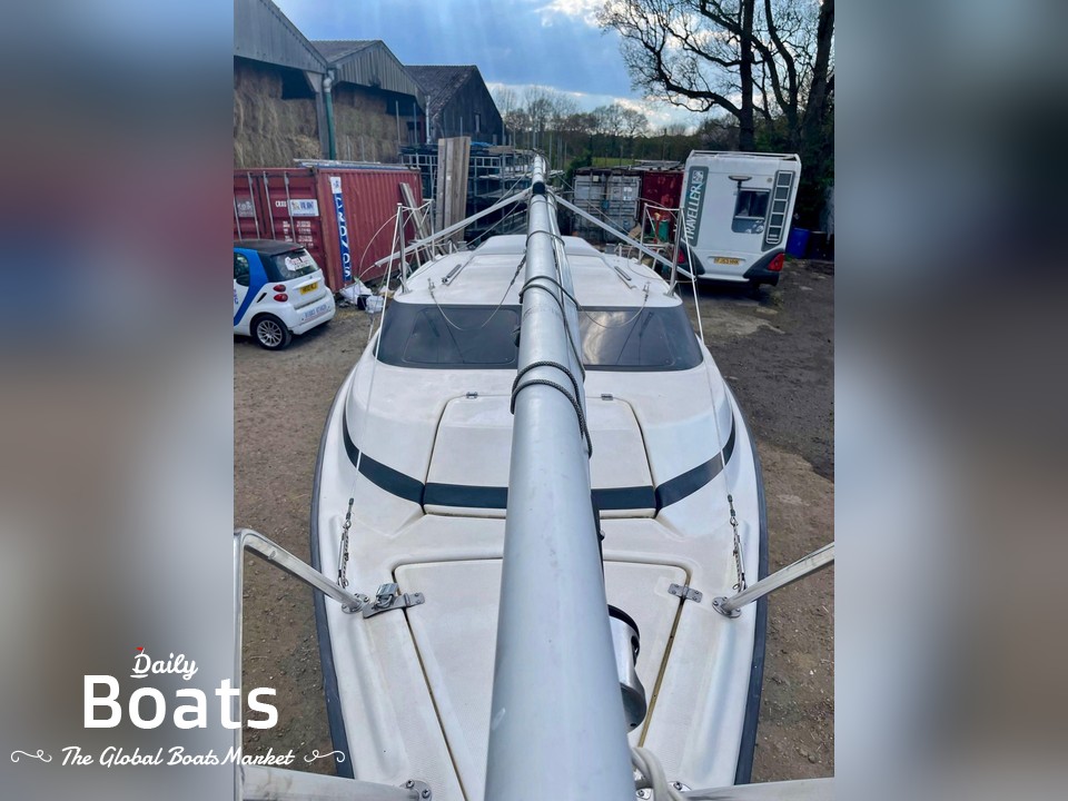 2000 MacGregor 26X Powersailer for sale. View price, photos and Buy