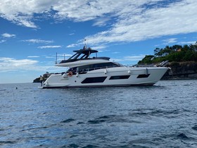 Ferretti Yachts 670