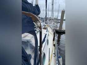1982 Pacific Seacraft 37 for sale