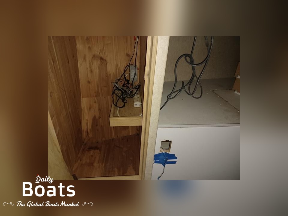 1994 Broward My for sale. View price, photos and Buy 1994 Broward My