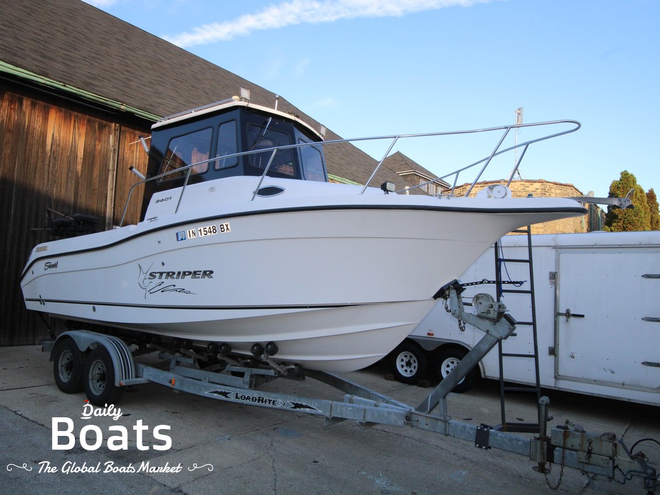 2003 Seaswirl Striper 2601 Walkaround I/O for sale. View price, photos and Buy 2003 Seaswirl