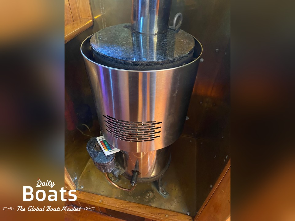 1980 Brewer Pilot House 46 for sale. View price, photos and Buy 1980