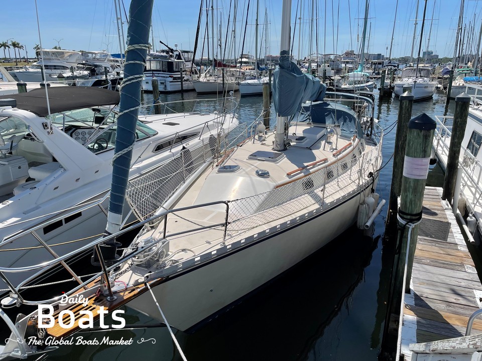 1989 Caliber 38 Sloop