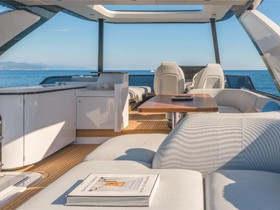 Köpa 2023 Azimut 68 Plus