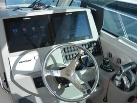 2017 Boston Whaler 345 Conquest