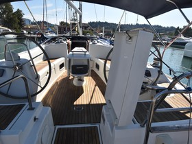 2010 Beneteau Oceanis 43